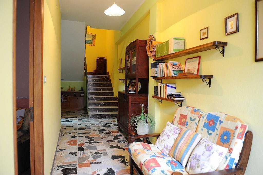 B&B Antoclo Di Concas Angela Margherita Villacidro Exterior photo